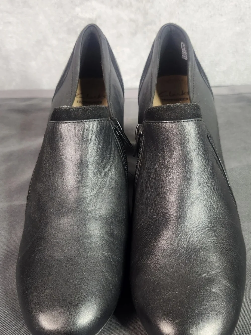 Clarks a Black Leather Block Heel Ankle Booties Shooties Women's Size 10w